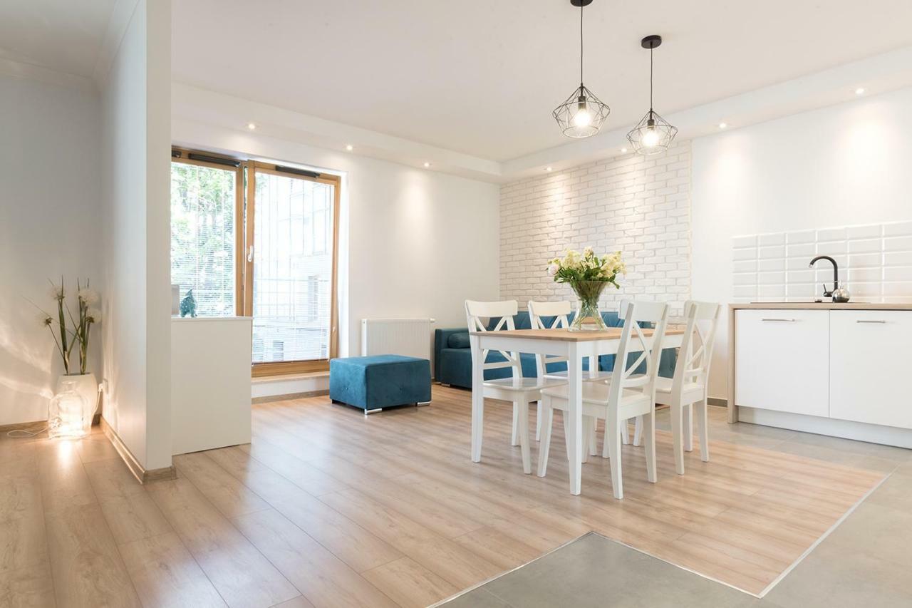 Blue Apartment In Vibrant Heart Of 그디니아 외부 사진